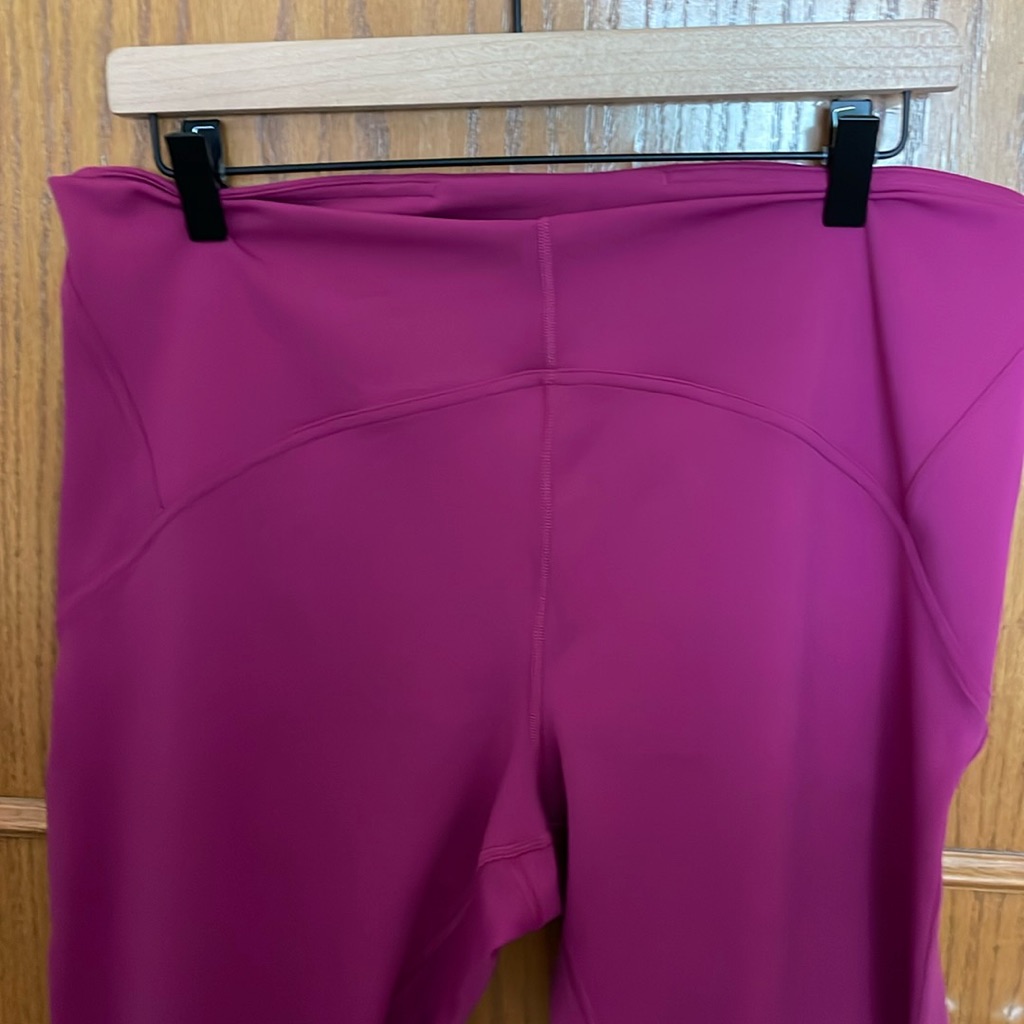 Lululemon Instill Leggings Cropped